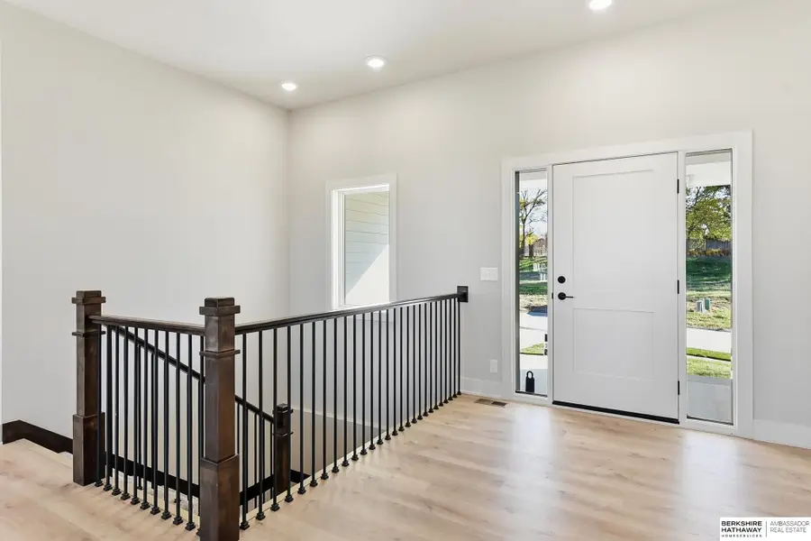 9808 Overland Trail, Papillion, NE 68046 - Image #3