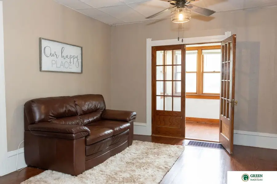 1125 N Burlington Avenue, York, NE 68467 - Image #2