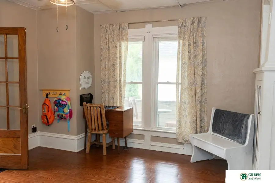 1125 N Burlington Avenue, York, NE 68467 - Image #3