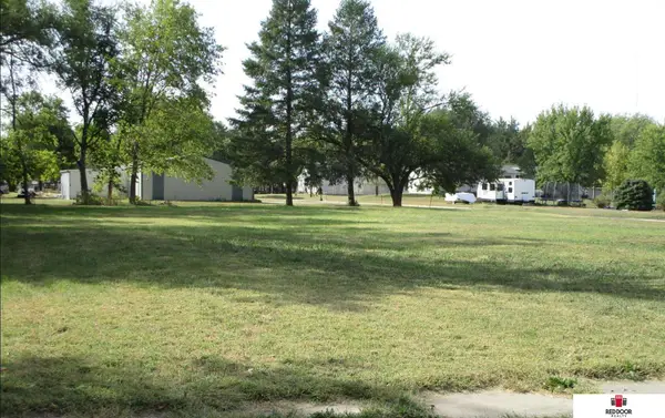 631 Bismark Street, Beatrice, NE 68310