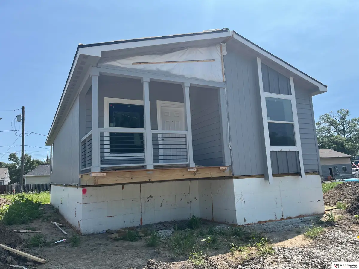 105 N Platte Street, Valley, NE 68064 - Image #1