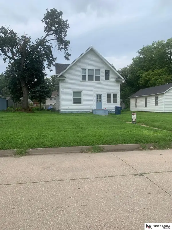 85 S Logan Street, Fremont, NE 68025