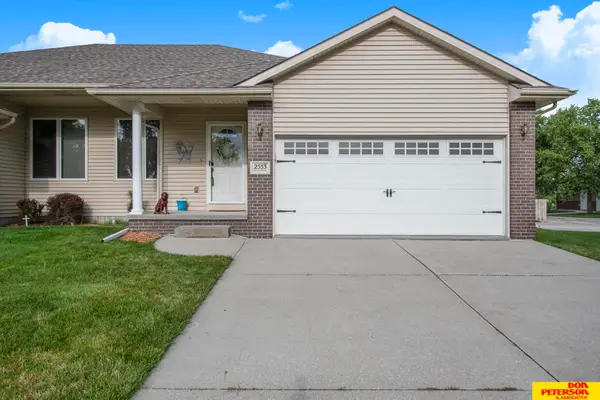 2553 N Laverna, Fremont, NE 68025