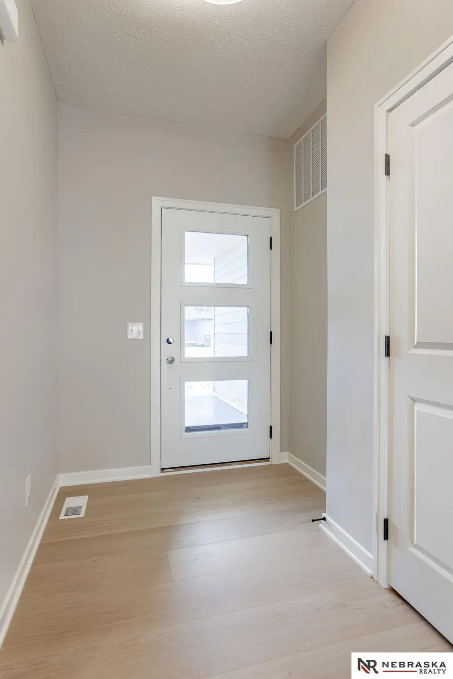 11022 N 162 Street, Bennington, NE 68007 - Image #2