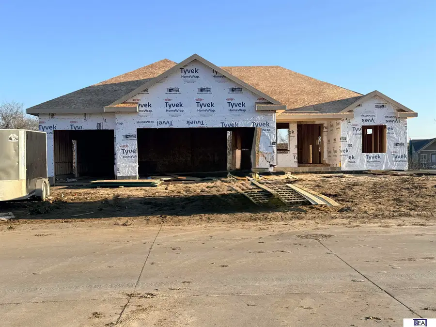 613 Valley Road, Papillion, NE 68046 - Image #2