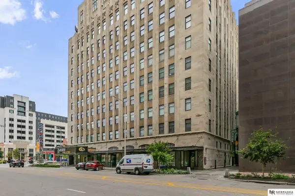 128 N 13th Street #304, Lincoln, NE 68508