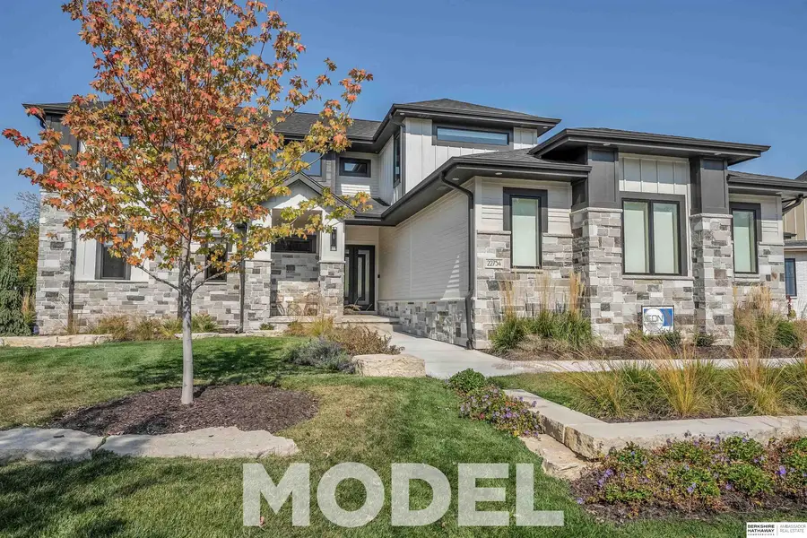 22754 Sanctuary Ridge Drive, Elkhorn, NE 68022 - Image #2