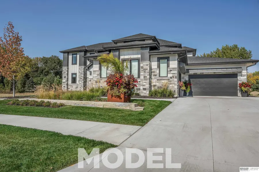 22754 Sanctuary Ridge Drive, Elkhorn, NE 68022 - Image #3