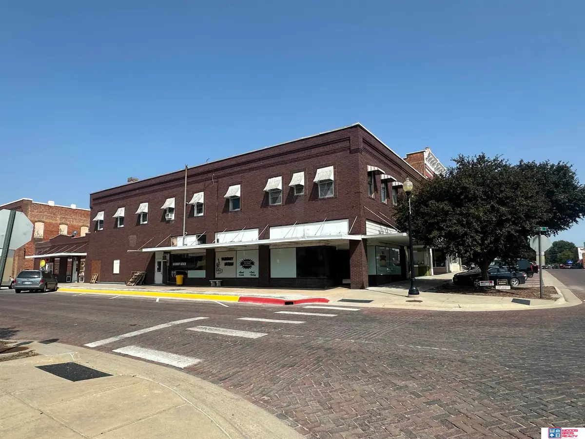 401 5th Street, Fairbury, NE 68352 - Image #1