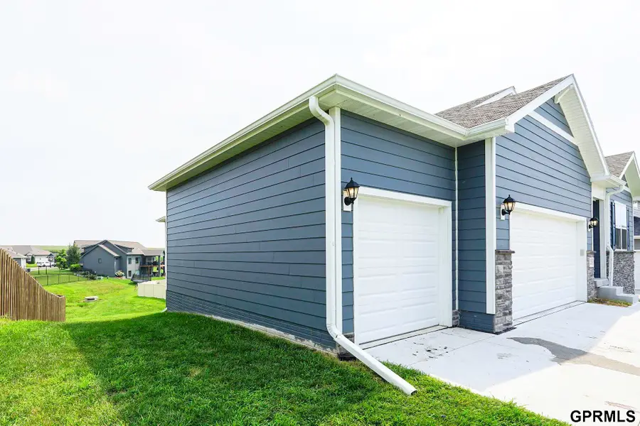 225 N 10th Avenue, Springfield, NE 68059 - Image #3