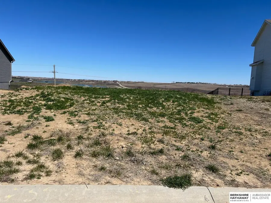 16909 Sarah Street, Bennington, NE 68007 - #3