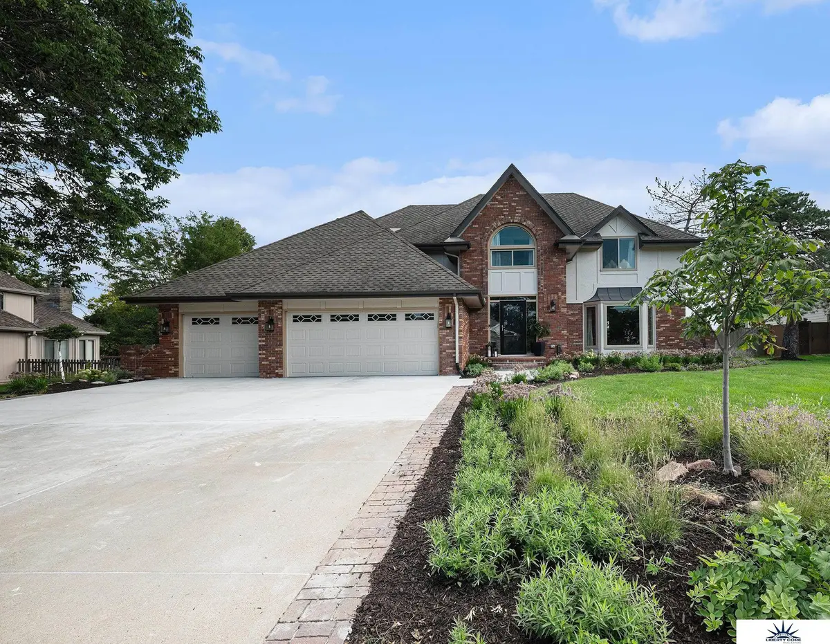 13407 Seward Street, Omaha, NE 68154 - Image #1