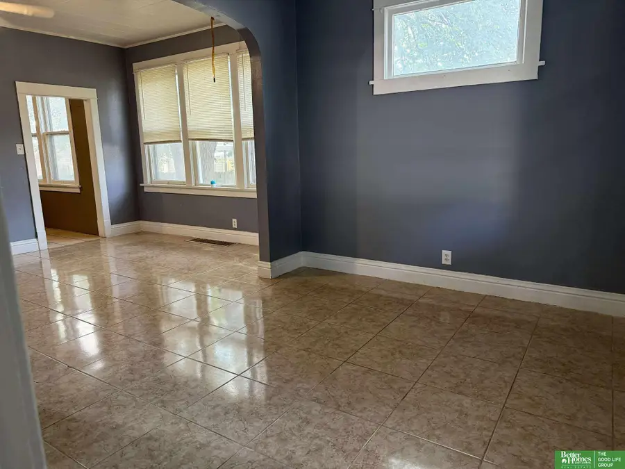 2015 W Street, Omaha, NE 68107-9999 - Image #2