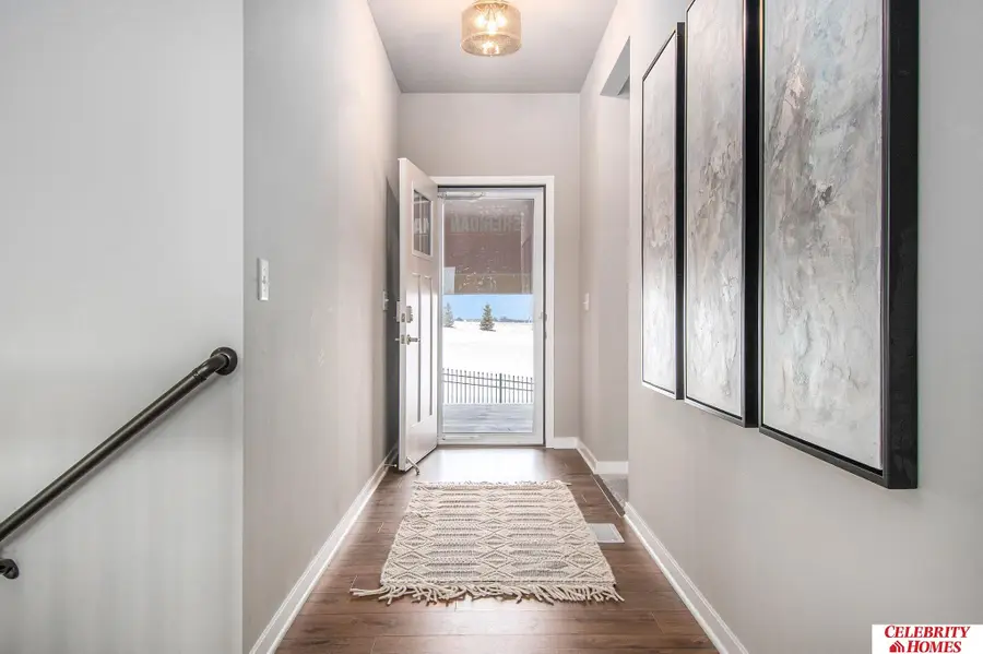 5647 N 184 Street, Elkhorn, NE 68022 - Image #2