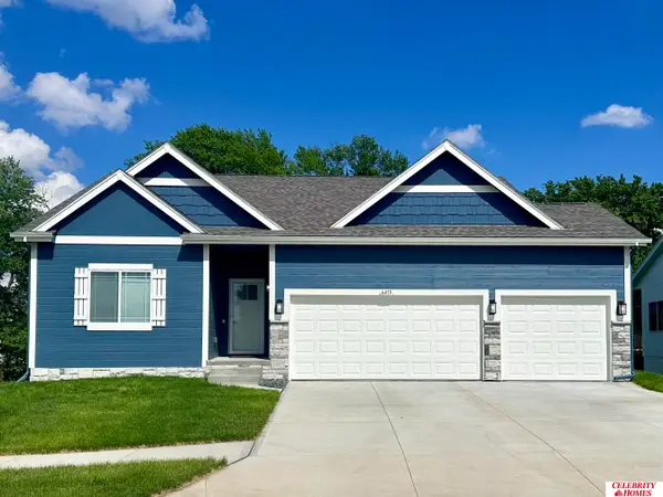 5673 N 183 Avenue, Elkhorn, NE 68022