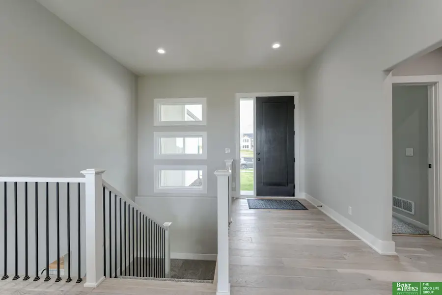 5709 N 195th Street, Elkhorn, NE 68022 - Image #3