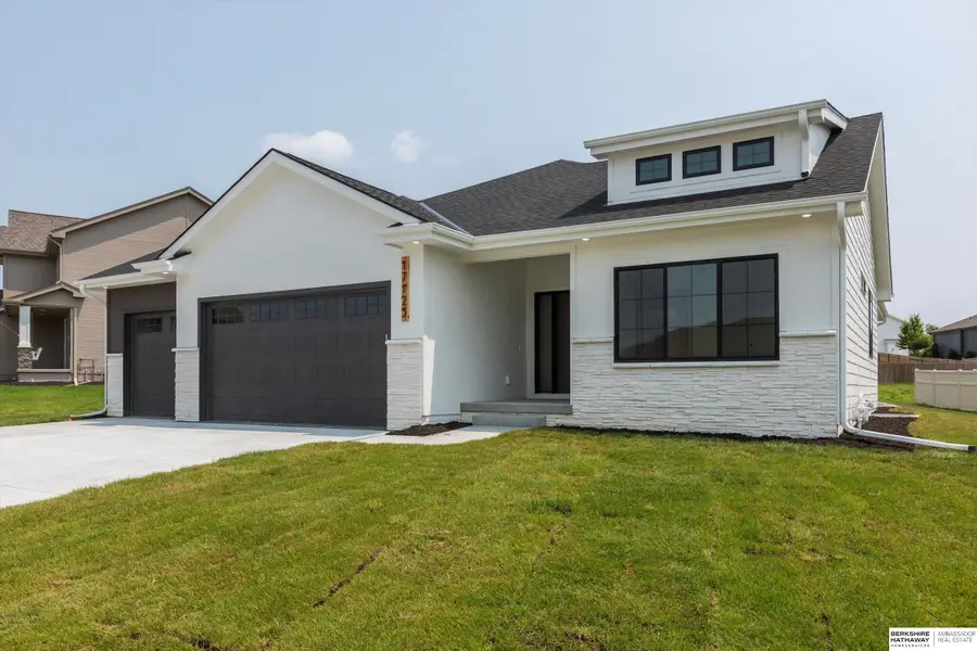 11709 S 119th Avenue, Papillion, NE 68046 - Image #3