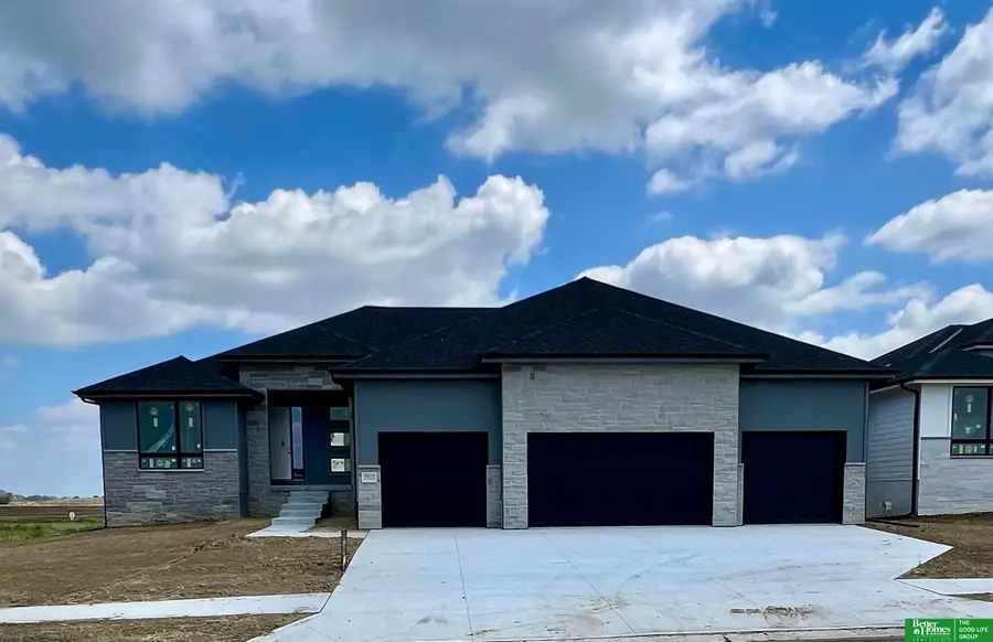 5915 N 197th Street, Elkhorn, NE 68022 - Image #2