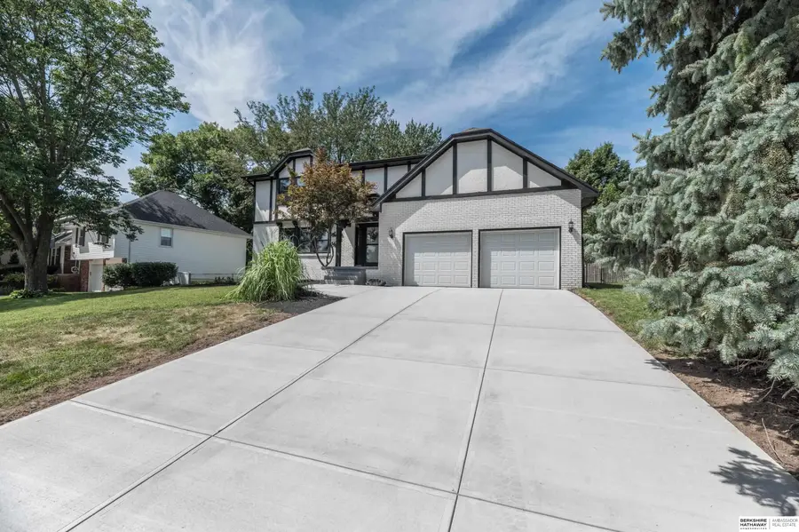 652 S 212 Street, Omaha, NE 68022 - Image #3