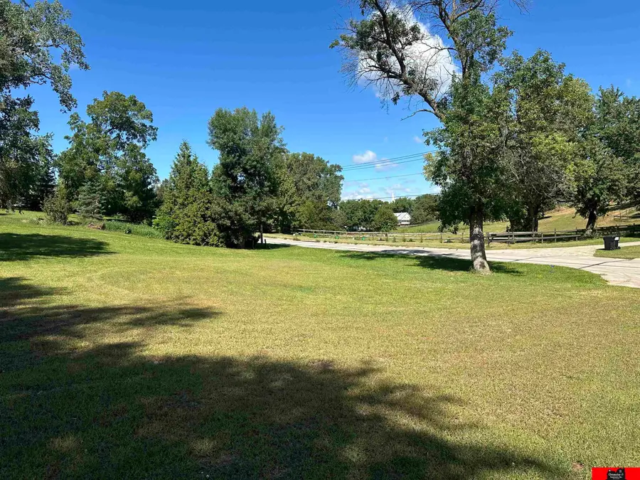 749 E Grove Street, West Point, NE 68788 - Image #2