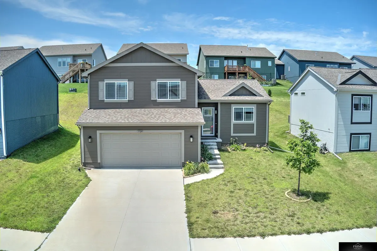 7720 N 108 Street, Omaha, NE 68142 - Image #1