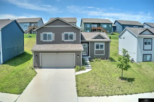 7720 N 108 Street, Omaha, NE 68142