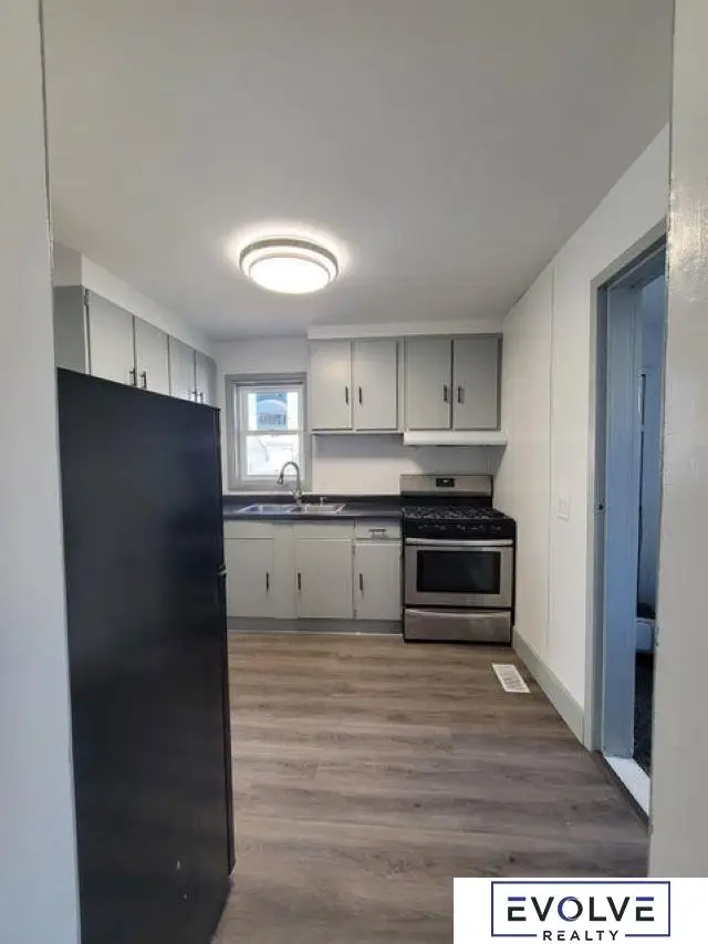 106 S 23rd Street, Council Bluffs, IA 51501 - Image #3