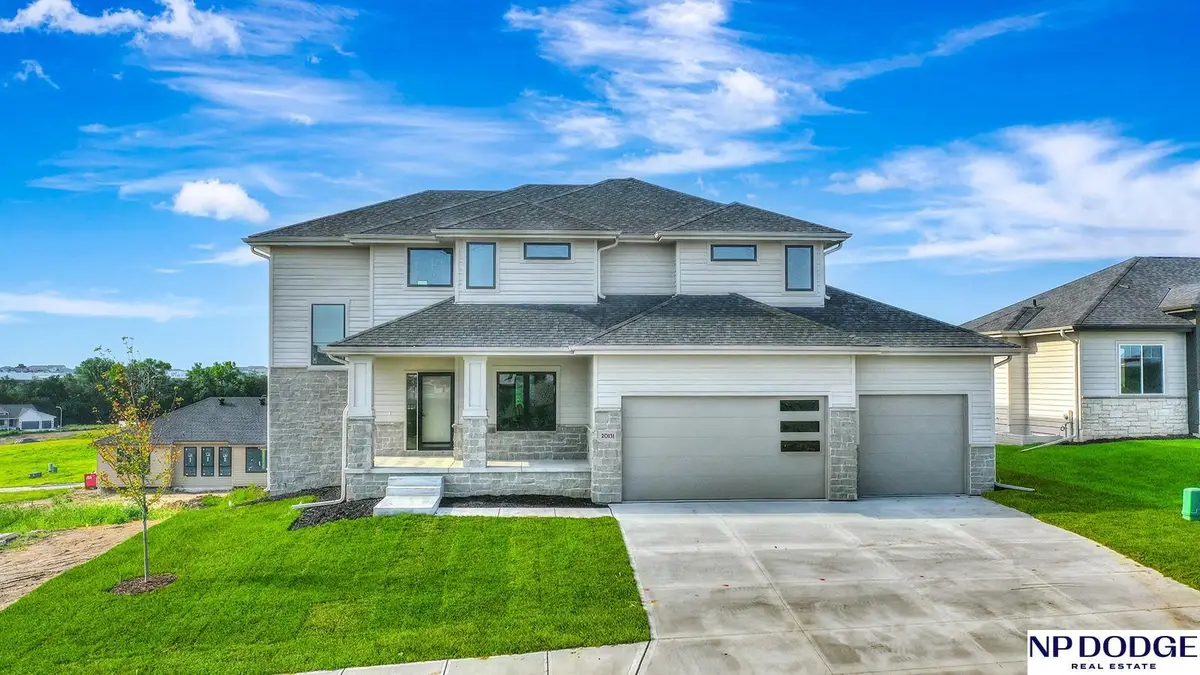 20131 R Street, Omaha, NE 68135 - Image #1