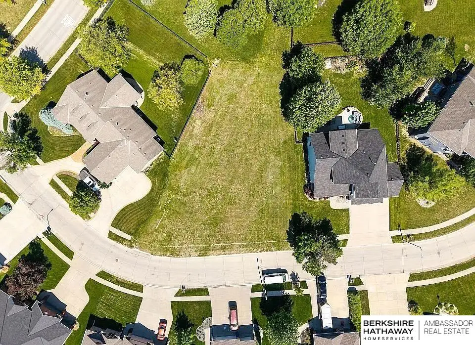 15114 Gilder Avenue, Bennington, NE 68007 - Image #1