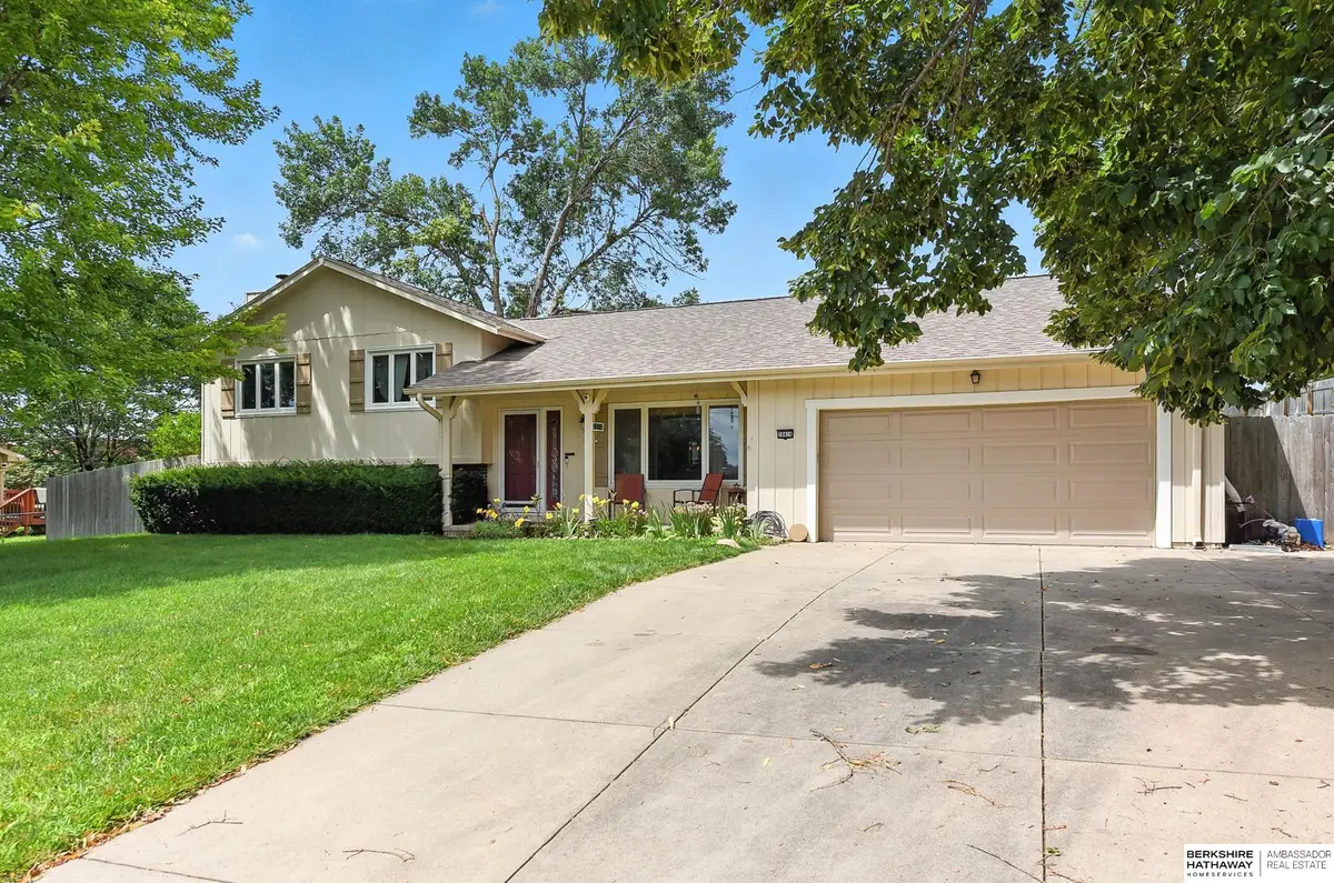 10416 Browne Street, Omaha, NE 68134 - Image #1