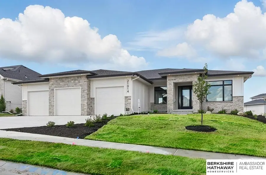 3637 S 218th Street, Elkhorn, NE 68022 - Image #2