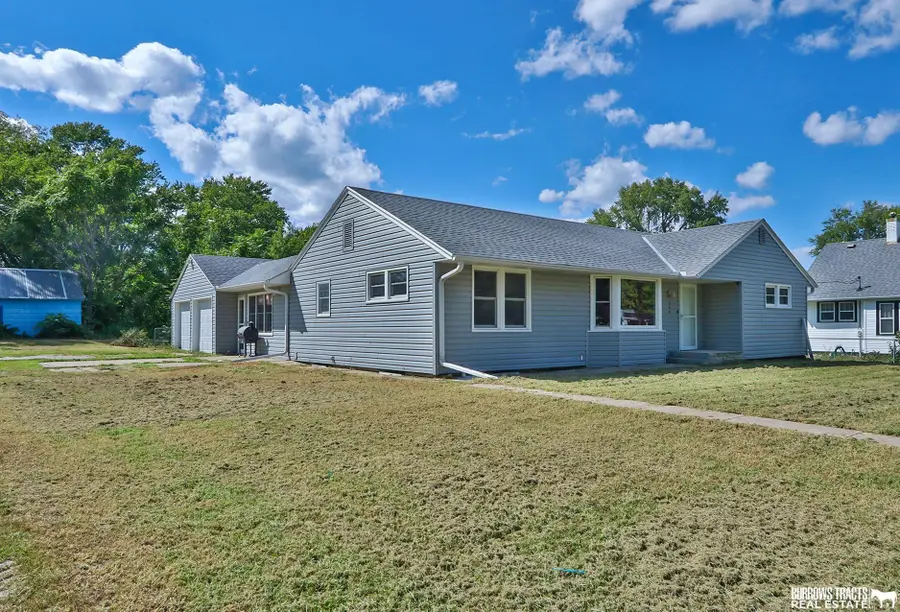 204 Cedar Street, Talmage, NE 68448 - Image #2