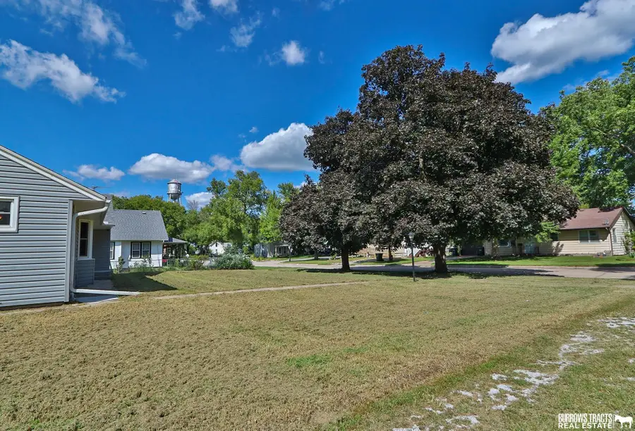 204 Cedar Street, Talmage, NE 68448 - Image #3