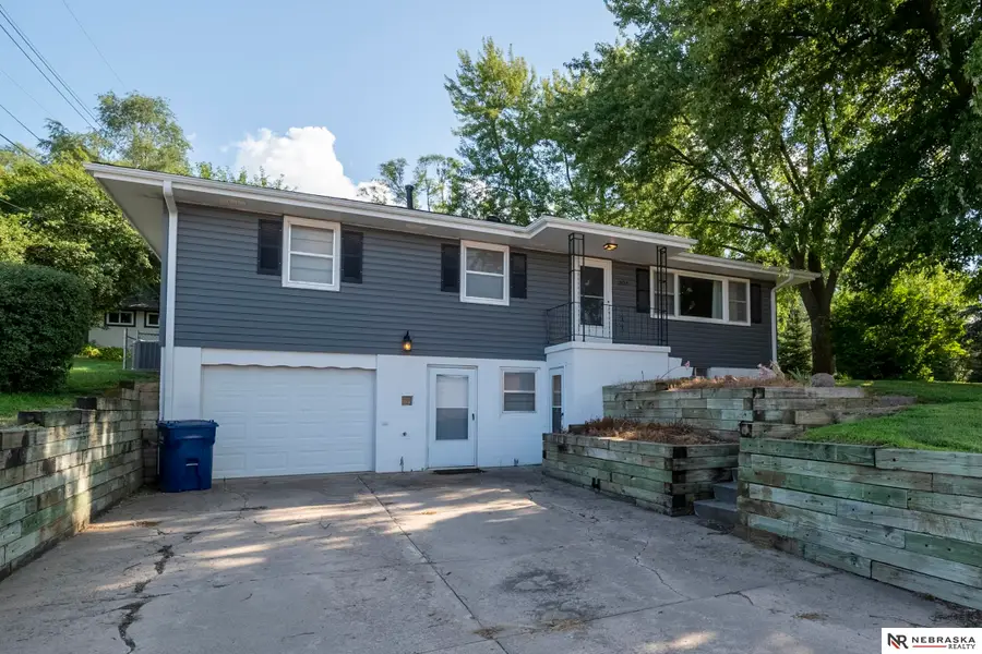 306 W 3rd Street, Louisville, NE 68037 - Image #2