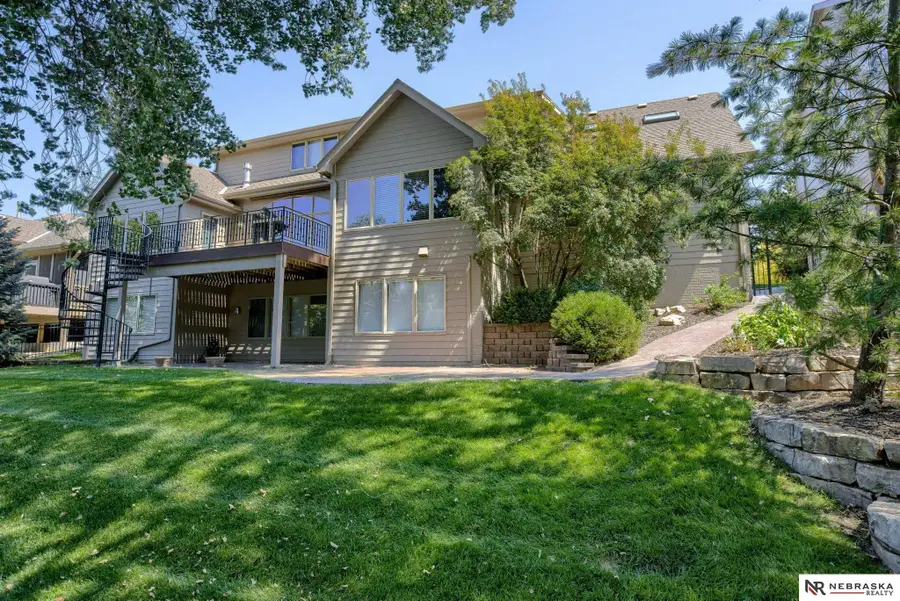 18103 Mayberry Street, Omaha, NE 68130 - Image #2