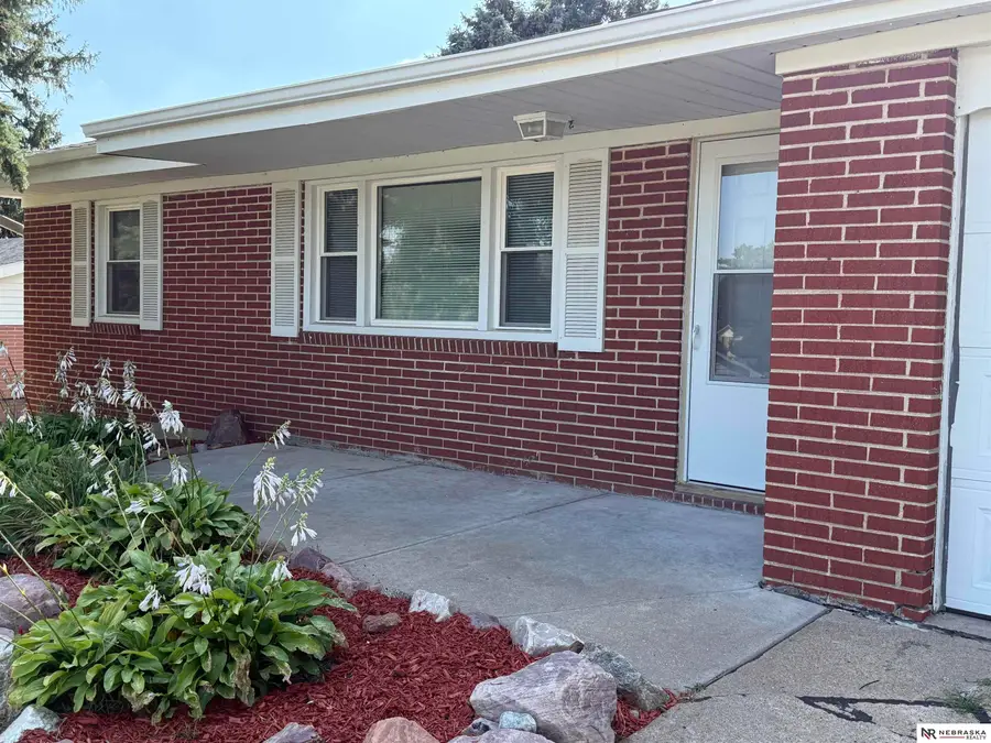 7220 Blue Ridge Drive, Bellevue, NE 68147 - Image #3