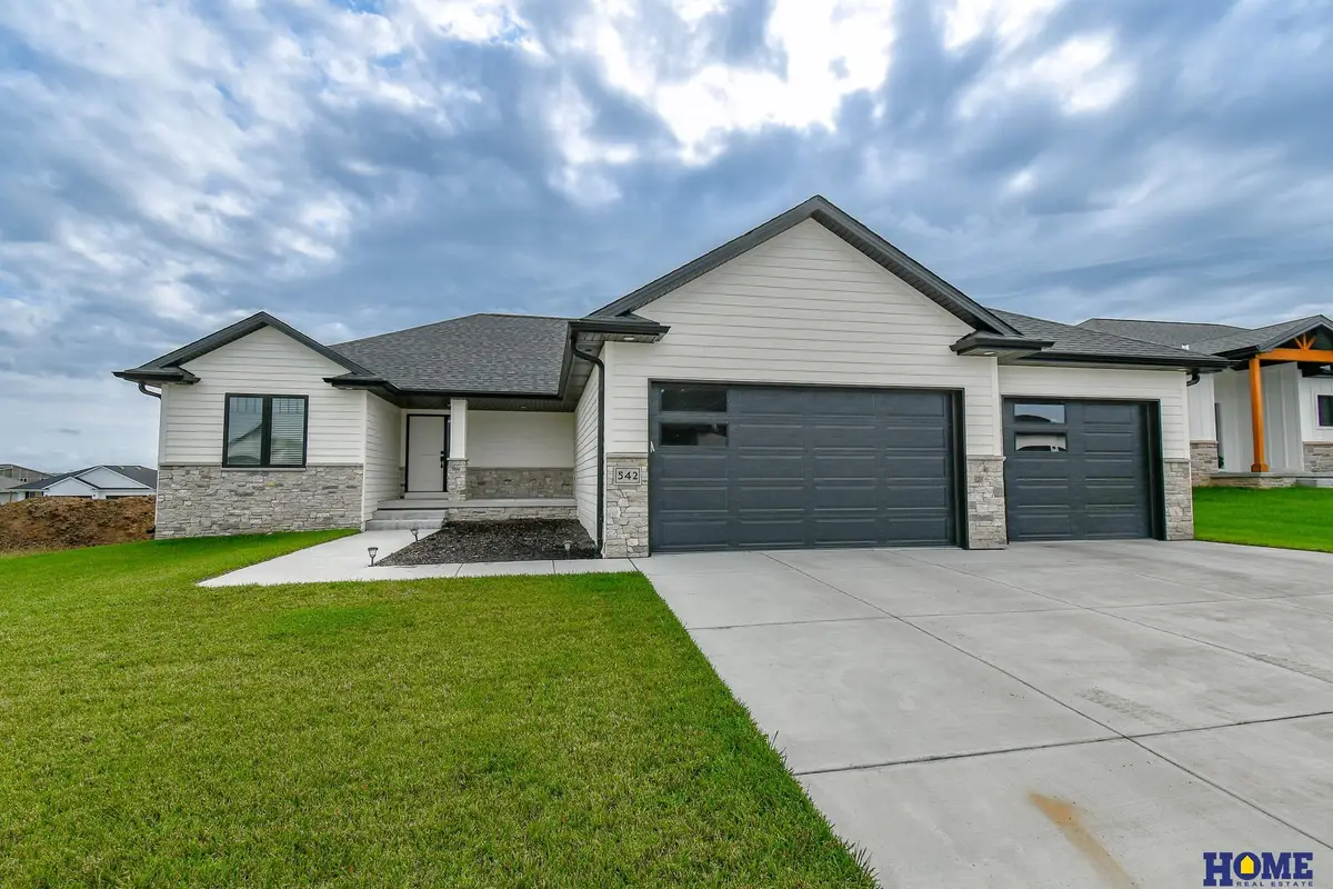 542 N 107th Street, Lincoln, NE 68527 - Image #1