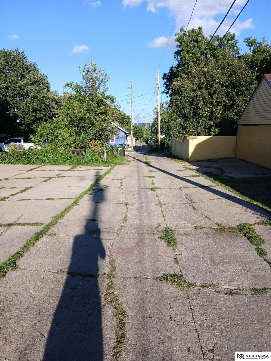 2575 Pierce Street, Omaha, NE 68105 - #3