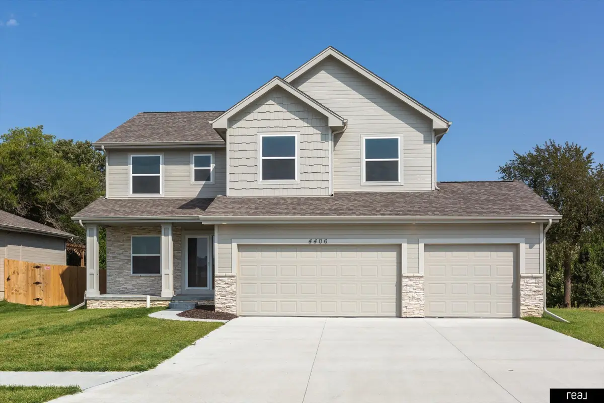 4406 Barksdale Drive, Bellevue, NE 68123 - Image #1