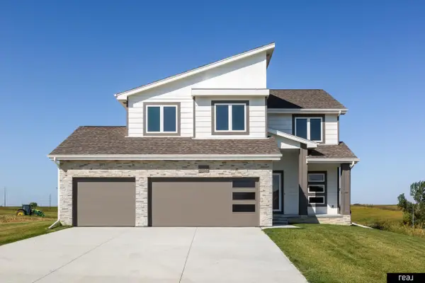 5512 N 190th Avenue, Elkhorn, NE 68022