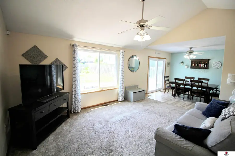 4137 W Thatcher Lane, Lincoln, NE 68528 - Image #3