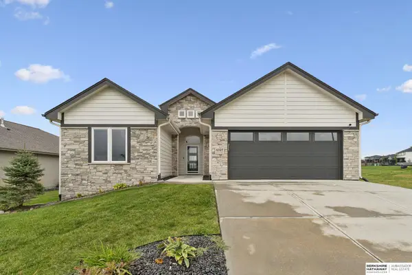 6327 S 208 Avenue, Omaha, NE 68022