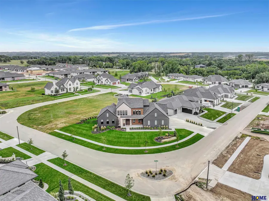 1218 S 94th Street, Lincoln, NE 68520 - Image #2