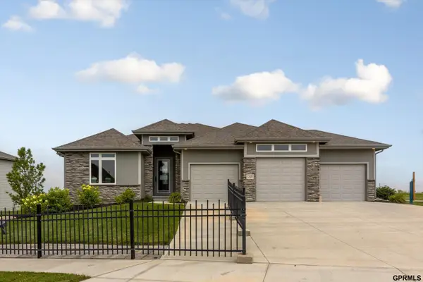 12602 Glenn Street, Papillion, NE 68138