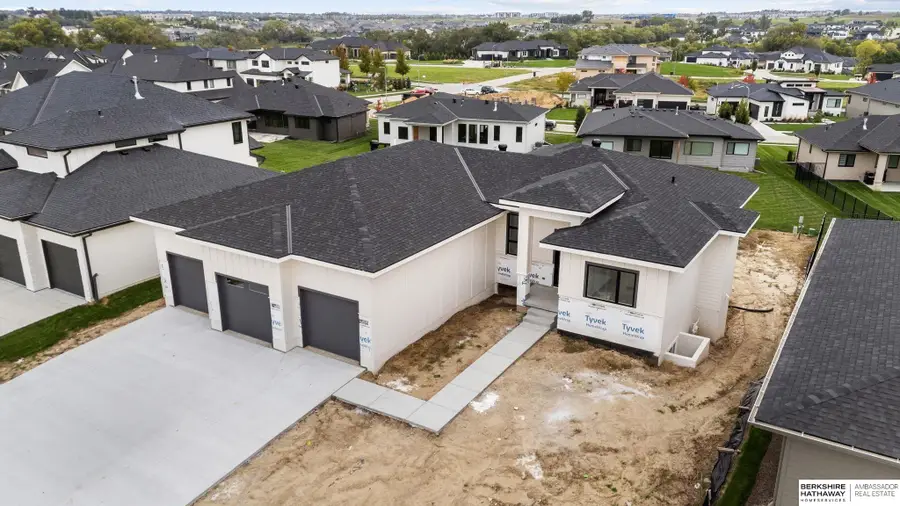 21109 Atwood Avenue, Elkhorn, NE 68022 - Image #2