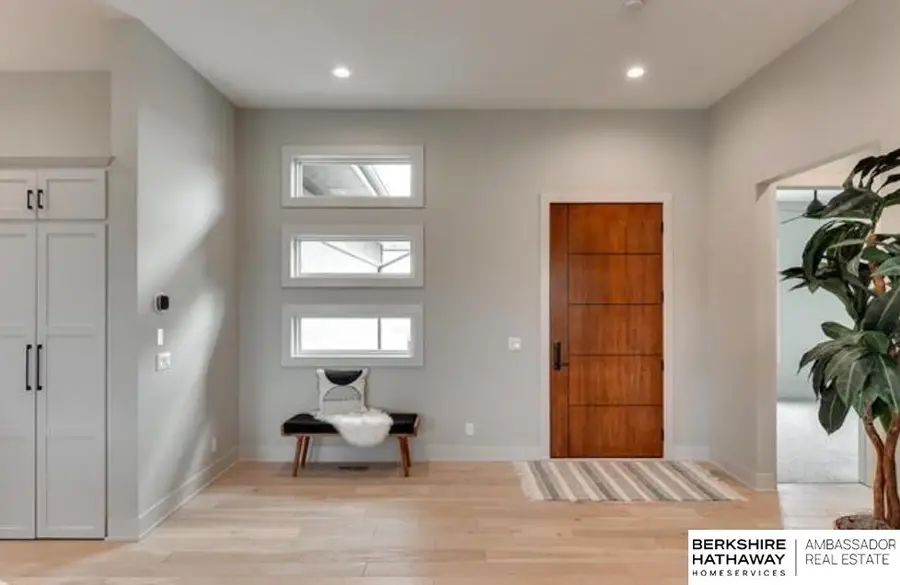 21109 Atwood Avenue, Elkhorn, NE 68022 - Image #3