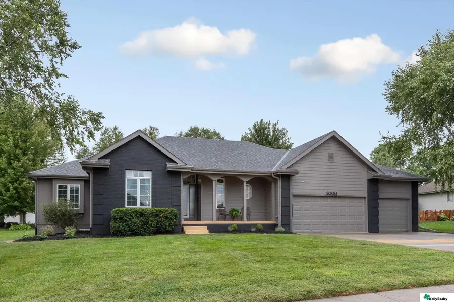 20014 Elkhorn Ridge Drive, Elkhorn, NE 68022-2872 - Image #2