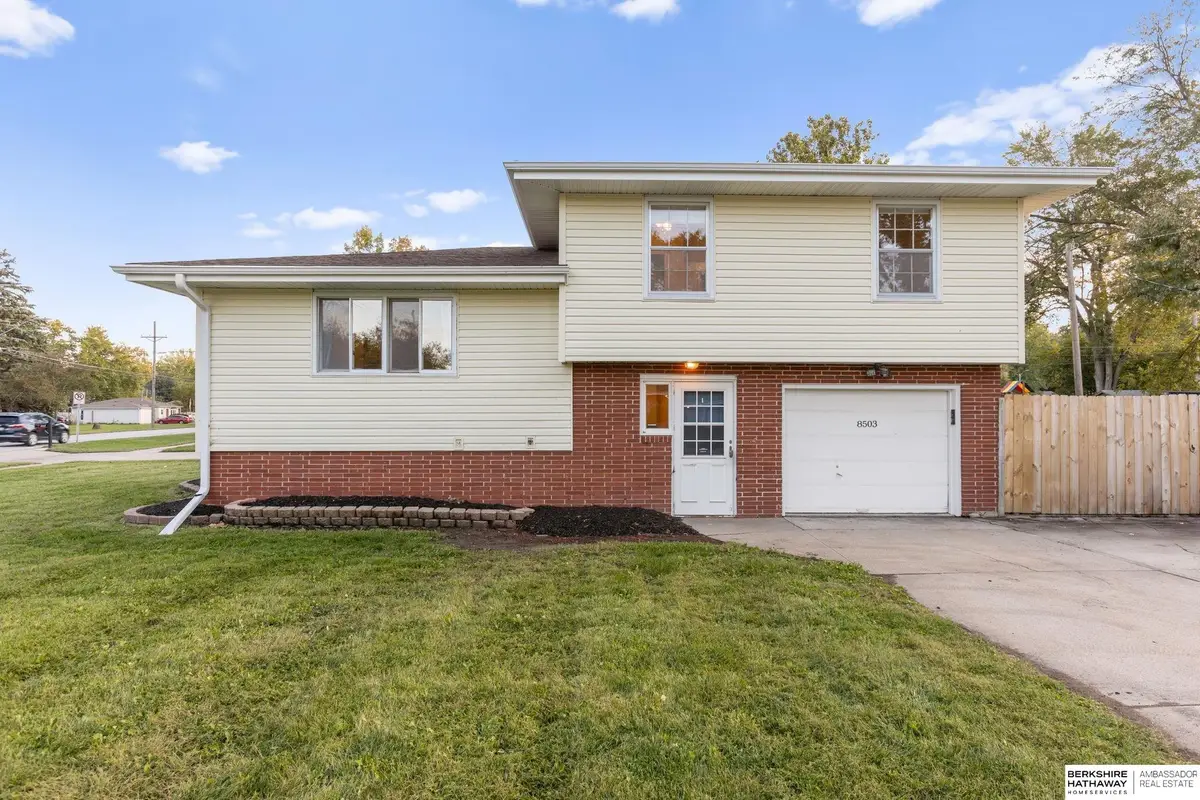 8503 Hamilton Street, Omaha, NE 68114 - Image #1