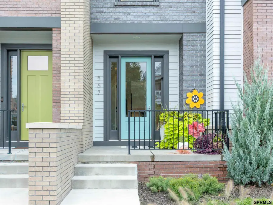 567 Blue Sage Boulevard, Lincoln, NE 68521 - Image #2