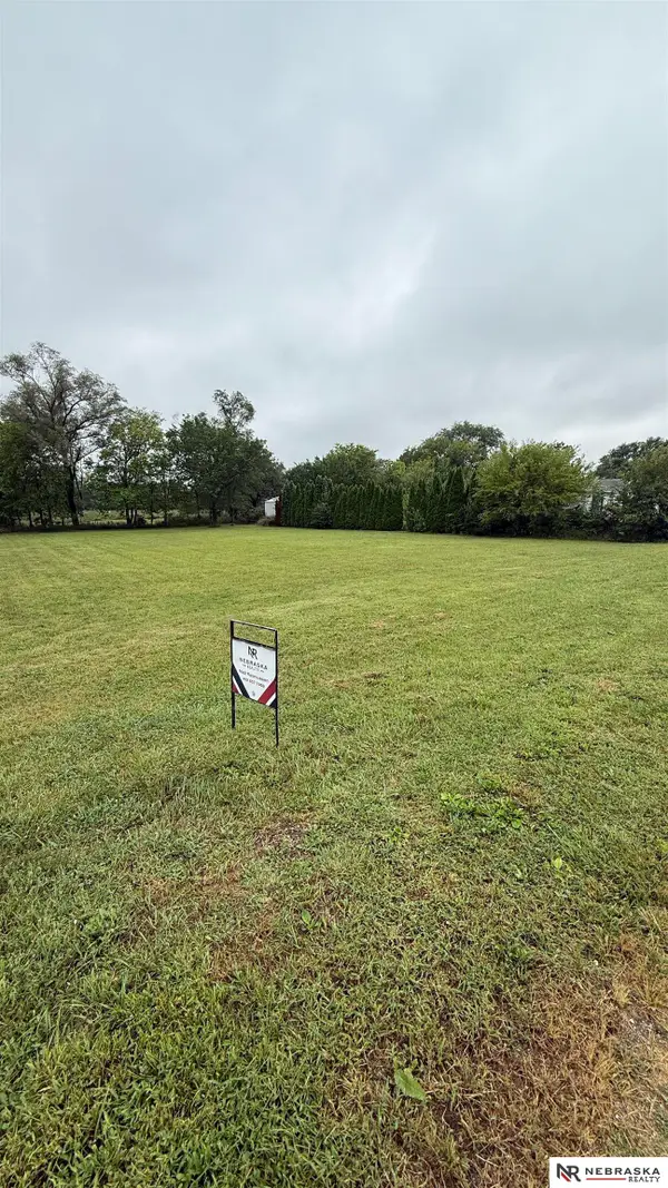 331 W 6th Street, Douglas, NE 68344